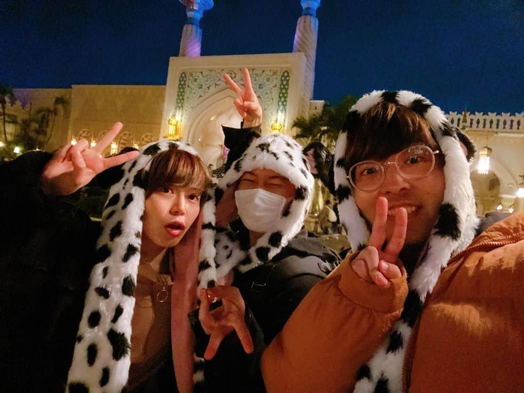 渋谷ジャパンのインスタグラム：「じんたんとほりえのりっくんとディズニーシーった！ じんたんはずっとソアリンのことをフワリンって言ってたよ」
