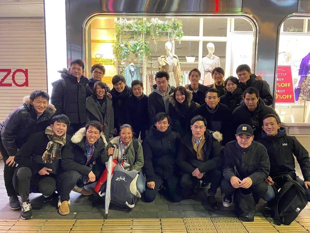 田中美紗樹のインスタグラム：「ありがとうございました！！ #早稲田大学ヨット部 #ついに #obog  銀座にライジャケは史上初😏」
