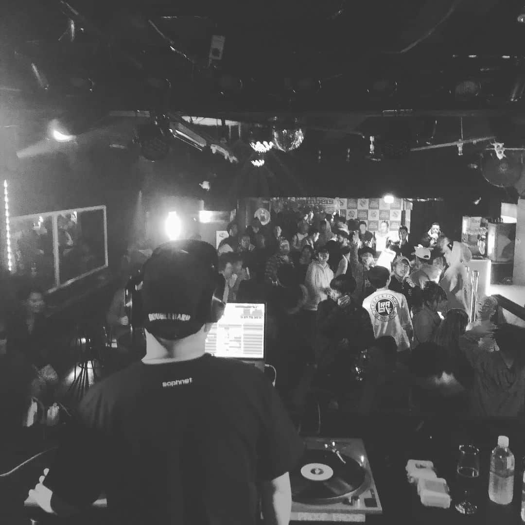 DJ SANCONさんのインスタグラム写真 - (DJ SANCONInstagram)「出番前の景色です！ 何とも言えない緊張感が最高です！  The most wonderful moment. That was one hell of a good show！  #djsancon #DJサンコン #djlife」1月27日 14時37分 - djsancon