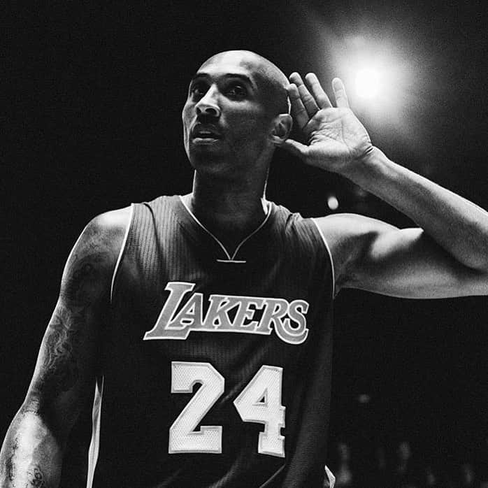 カスパー・リーのインスタグラム：「As Kevin Hart said, “Legends never die!” RIP Kobe & those who passed. Life is so fragile and unexpected. It doesn’t matter what you do or who you are, it can be taken away at any point. Remember to spend time with your loved ones and prioritise what’s truly important in your life」