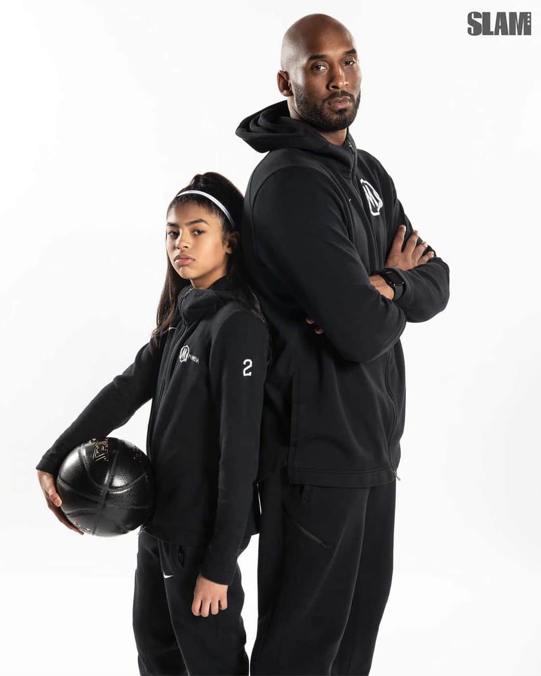 マディソン・コシャンのインスタグラム：「A legend on the court, but an even more compassionate and incredible person off the court. Life is so precious. Praying for the Bryant family & the other families who lost their loved ones today❤️」