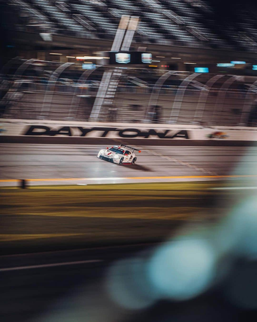 Porscheさんのインスタグラム写真 - (PorscheInstagram)「Back on track: This weekend, we started the 2020 IWSC season with a double podium, finishing 2nd and 3rd at the 24h of Daytona. And what a race it was! Thanks to all our fans - see you in Sebring.  #TeamPorsche #Daytona #rolex24 #911RSR」1月27日 7時32分 - porsche