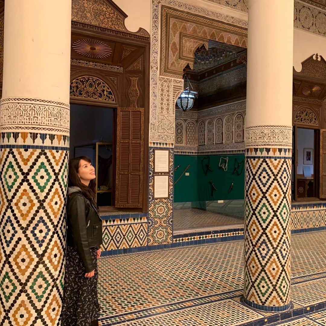 早川茉希さんのインスタグラム写真 - (早川茉希Instagram)「【マラケシュ散策🇲🇦】 ・ 洗練されたモロッコ雑貨が売っている 📍Max&Jan (pic1〜5)  モロッコの色使いは、本当に素敵で 見ているだけでも楽しい☺️💓 ・ 📍サアード朝の墳墓群(pic6)  サアード朝の王様達のお墓。 細部まで美しい✨ ・ 📍マラケシュ博物館(pic7〜9)  もともとは宮殿だった建物で、 その後、女学校として使われていたらしい🏫 こんな美しい学校なんてうらやましい🥺 今は博物館になっています☺️❤️ 床のタイルも綺麗だったな✨  #marrakech #morocco #lovetraveling #maxandjan #モロッコ旅行 #マラケシュ #マラケシュ観光 #モロッコ雑貨 #サアード朝の墳墓群 #マラケシュ博物館 #タビジョ #旅行好き」1月27日 9時09分 - maki_hayakawa