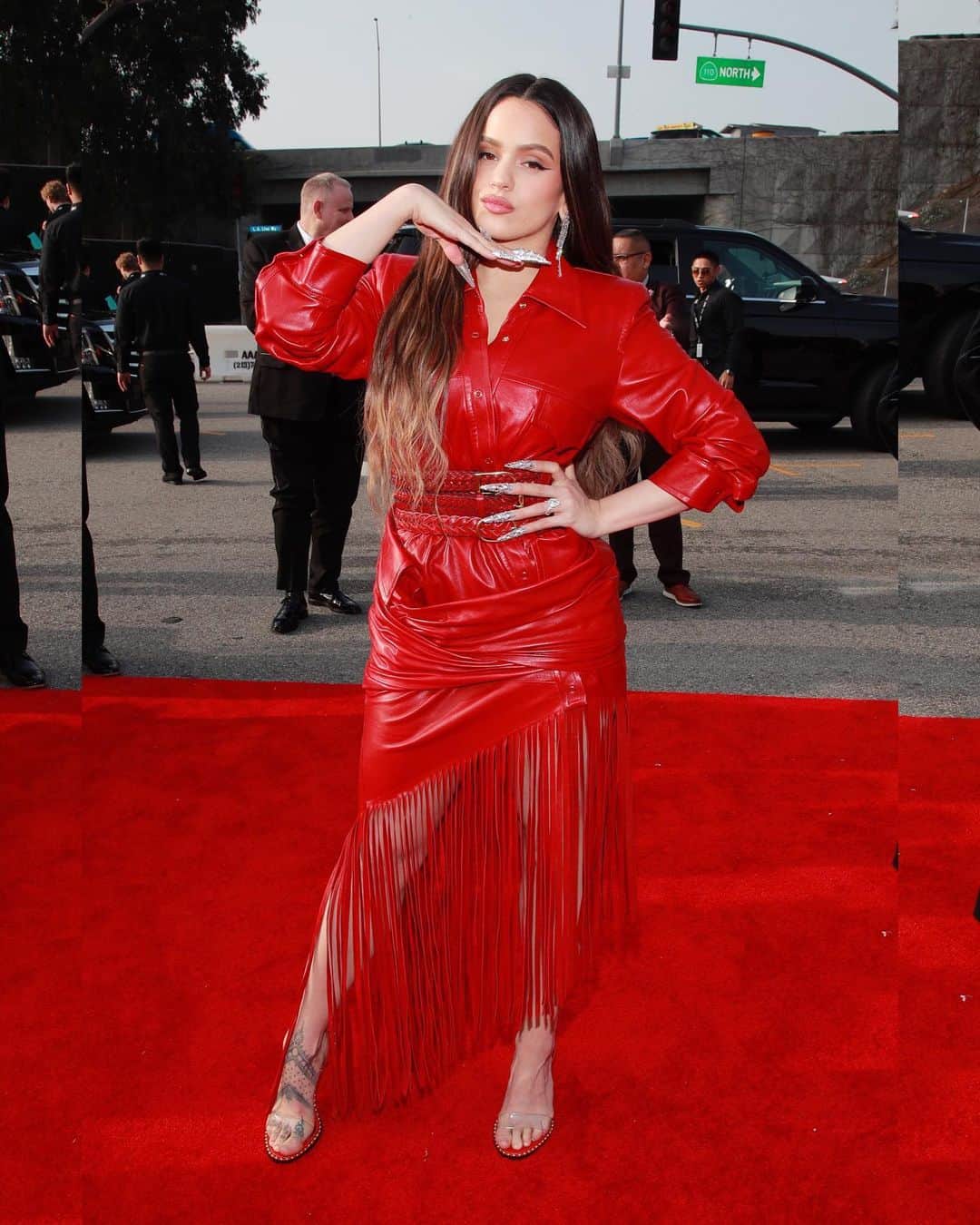 のインスタグラム：「Say it with us: FUEGO! - Grammy WINNER @rosalia.vt in custom @alexanderwangny 🔥」