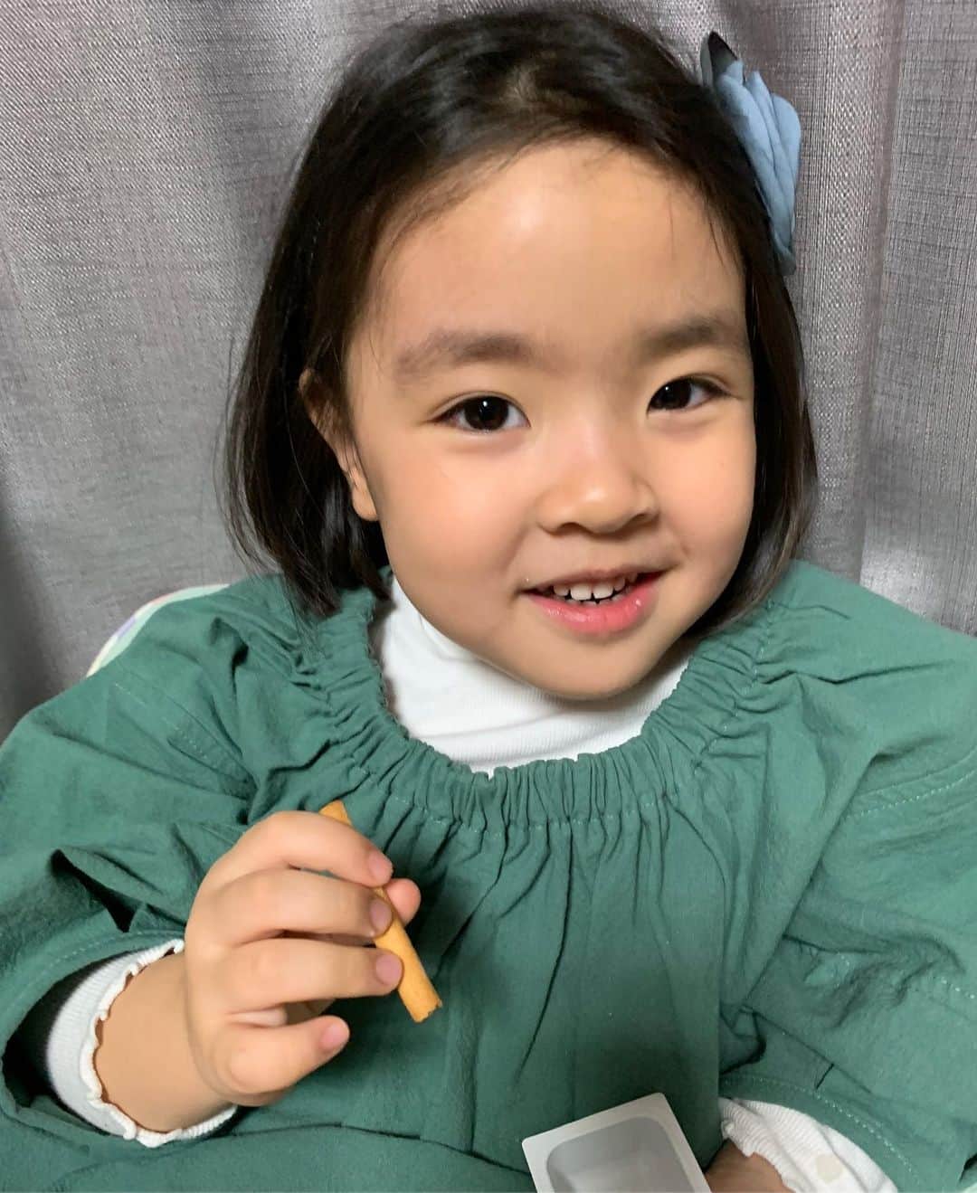 イ・ユンジのインスタグラム：「그린그린그래스드레스」