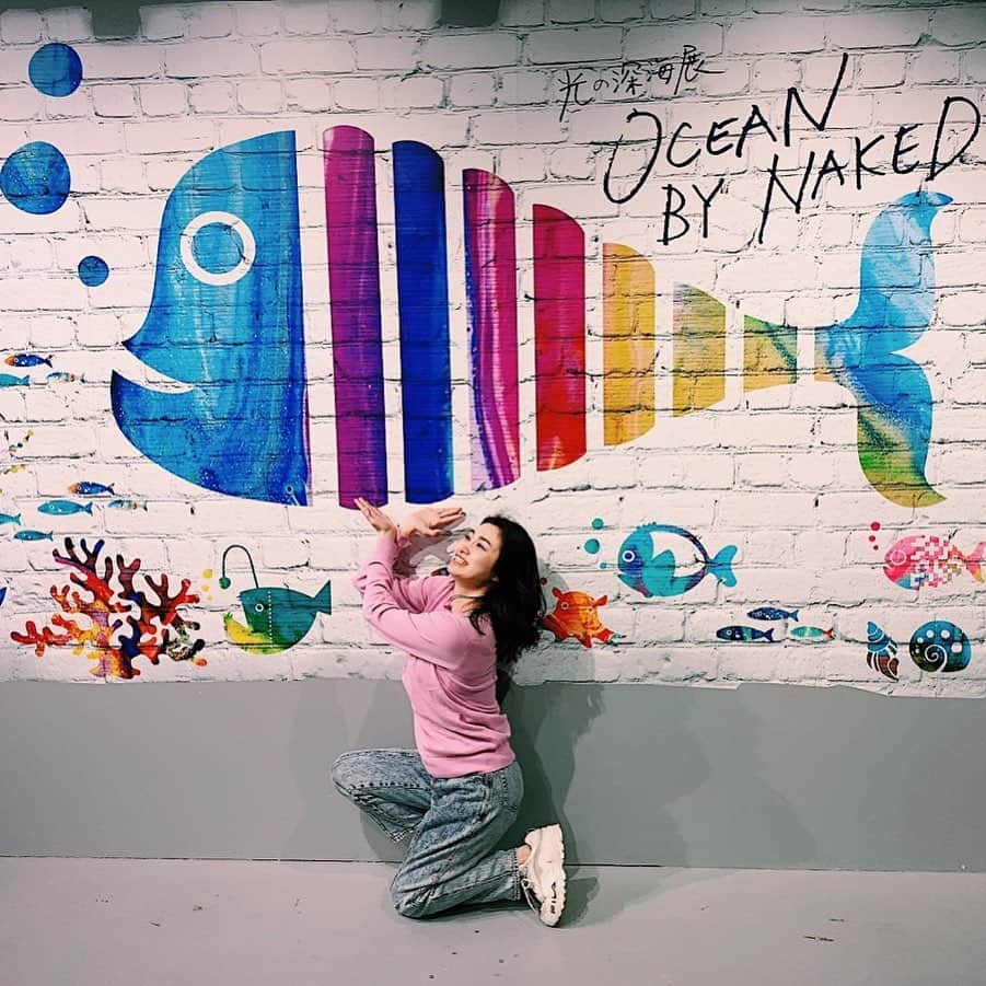 鈴木芳奈さんのインスタグラム写真 - (鈴木芳奈Instagram)「under the sea〜🧜🏻‍♀️🧚🏻‍♀️🐠🐬🐳 #光の深海展 #oceanbynaked  今日は寒い1日になりそうだなっ 風邪ひかないようにねっ」1月27日 10時20分 - tachibana_kanna