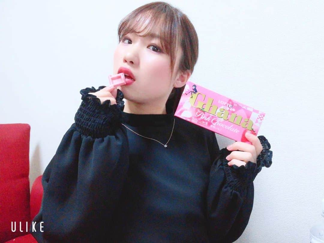 鈴木美南海さんのインスタグラム写真 - (鈴木美南海Instagram)「一緒にGhanaのチョコレート食べましょーっ💕💕 ． #鈴木美南海 #女優 #役者 #俳優 #演者 #actor #newgatetokyo #撮影 #チョコレート #チョコ #ちょこ #ちょこれーと #chocolate #ghana #ghanachocolate #ガーナ #ガーナチョコレート #渋谷 #shibuya #新宿 #shinjuku #東京 #tokyo #山形 #yamagata #お洒落さんと繋がりたい #ファッション #fashion #洋服 #洋服好きな人と繋がりたい」1月27日 10時43分 - u_minami_official