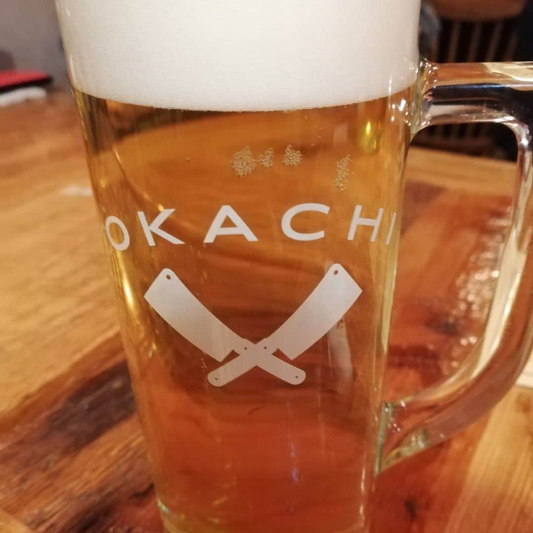 小尾渚沙さんのインスタグラム写真 - (小尾渚沙Instagram)「先日、番組スタッフと御徒町にある「東京ブッチャーズwith OKACHI Beer Lab」に行ってきました！ . ビールの醸造所が併設されているので、オリジナルビールが飲めるんです！！ 「#AMEYOKOドライ」美味しかったなぁーーー！！♡ すっきりキリッとしているので何杯でもいけちゃう！♡♡ . お肉のボリュームも満点で、お肉&ビール好きにはたまらない空間でした～♡ また行きたい！！ . さて今週は１月最後の週ですね☆ 今週も頑張りましょう～！！ . . #写真撮る前に待ちきれず一口飲みがち #東京ブッチャーズ #東京ブッチャーズ御徒町店 #東京ブッチャーズwithokachibeerlab  #肉バル #塊肉 #炭火焼き #肉食女子 #御徒町 #御徒町グルメ #自家醸造ビール #ビール大好き #beer #beerlovers #日本ビール検定 も持ってます♡♡ #びあけん #ビール #ビール党 #ビール女子  #ビール好きな人と繋がりたい  #小尾ールタイム #小尾渚沙」1月27日 11時54分 - obi_nagisa