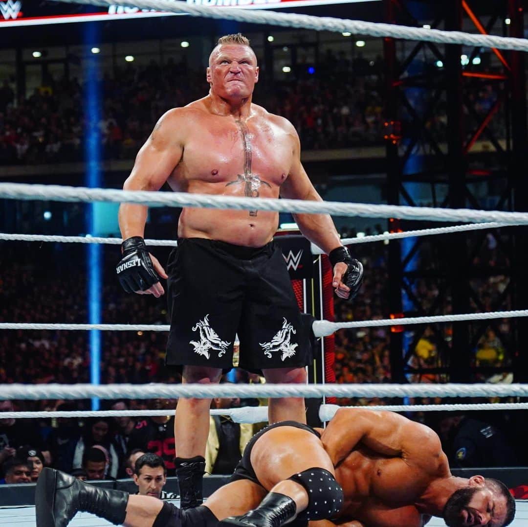 WWEさんのインスタグラム写真 - (WWEInstagram)「#BrockLesnar has dominated absolutely every superstar that has stepped into #RoyalRumble thus far! 😳 Can anyone stop #TheBeast?」1月27日 12時19分 - wwe