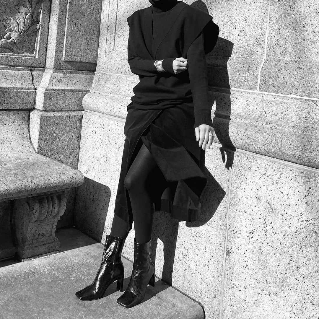 大塚良子のインスタグラム：「Outfit of the day.」