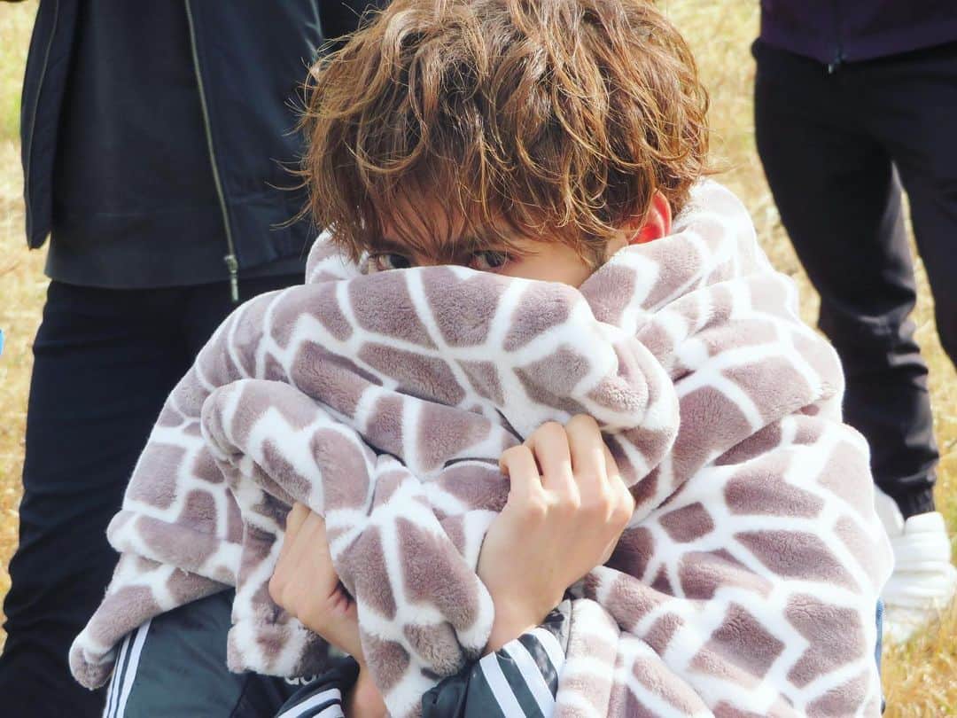 Prince Of Legendさんのインスタグラム写真 Prince Of Legendinstagram なかよし 今回の撮影現場でも 変わらず仲良し兄弟です アニキと竜ちゃん プリレジェ 貴族降臨 3月13日公開 鈴木伸之 川村壱馬 京極兄弟 兄弟愛