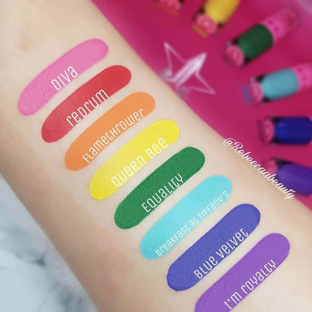 Jeffree Star Cosmeticsさんのインスタグラム写真 - (Jeffree Star CosmeticsInstagram)「Equality🌈 @rebeccaabeauty swatches our Rainbow #Minibundle 🌟 What’s your fav shade? #jeffreestarcosmetics」1月27日 13時00分 - jeffreestarcosmetics