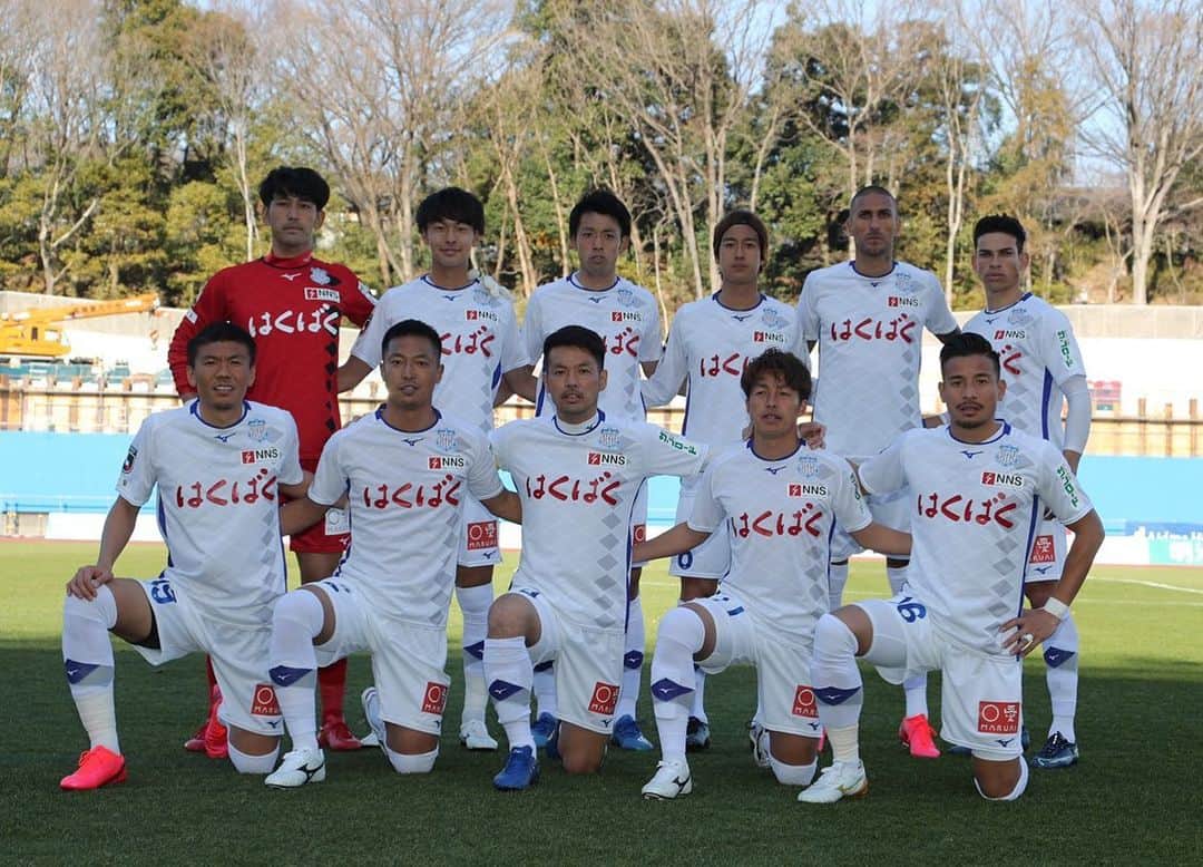 岡西宏祐のインスタグラム：「アウェイ開幕戦、大変な状況の中、スタジアムまで足を運んで来てくれたサポーターの方々、熱い応援ありがとうございました！  次はホーム開幕戦！  応援よろしくお願いします！  #ヴァンフォーレ甲府 #aggressive」