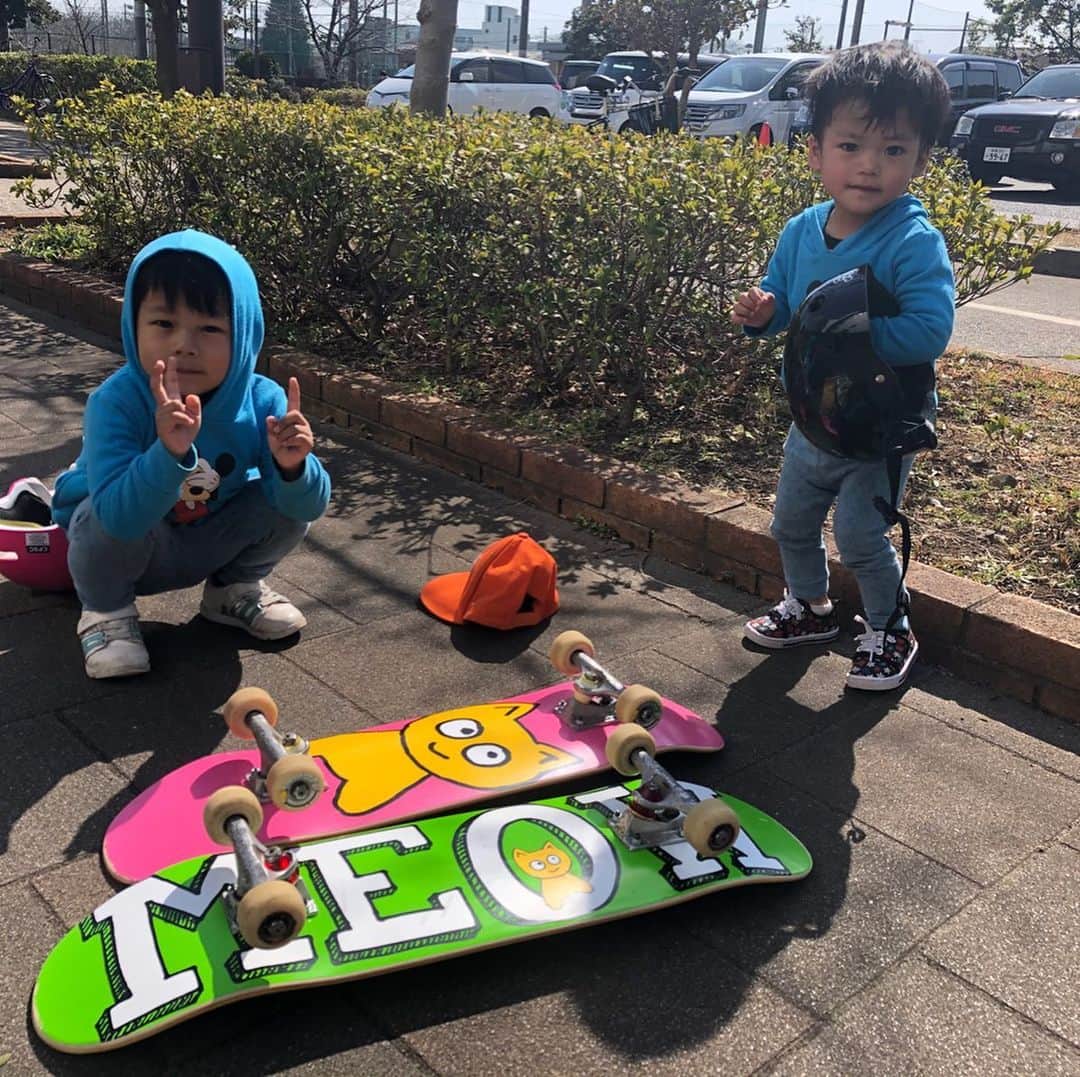 藤沢虹々可のインスタグラム：「Thank you 😻😻😻 @meowskateboards  @lisawhtkr」