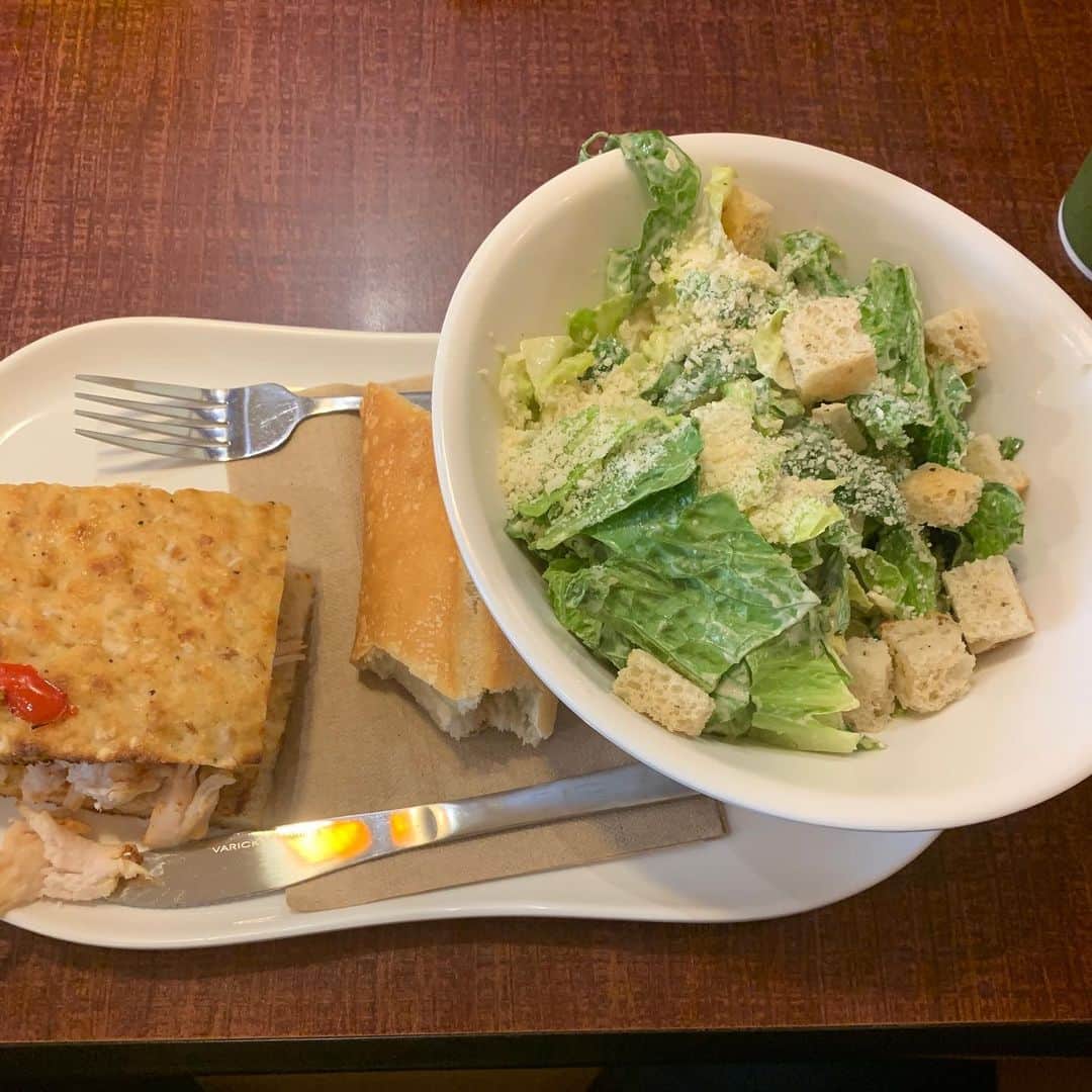 上原浩治さんのインスタグラム写真 - (上原浩治Instagram)「今日の健康的な昼飯っす　😄」2月25日 10時26分 - koji19uehara