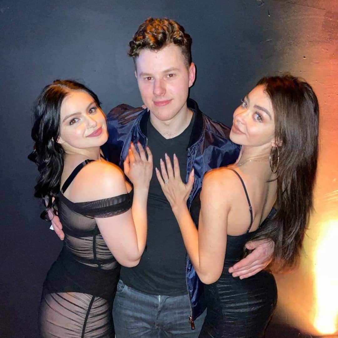 Nolan Gouldのインスタグラム：「A few night ago at the @abcmodernfam wrap party. Celebrating 11 years of hard work and love with the best cast and crew in the business.」