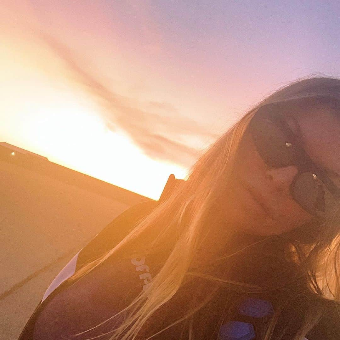 ファーギーさんのインスタグラム写真 - (ファーギーInstagram)「🌅🌅」2月25日 11時39分 - fergie