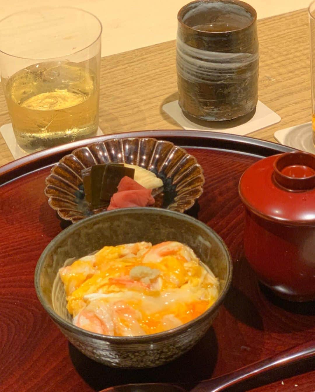 沢瀉美緒さんのインスタグラム写真 - (沢瀉美緒Instagram)「※Japanese cuisine winter edition 💛 . 大好きな和久傳✨ 今回は室町和久傳にて 間人蟹のコースを🦀 . 冬の京都では食べない訳には 行かない蟹‼️‼️笑 . ◆蟹味噌 ◆唐墨のお餅包み ◆海老芋と玉ねぎの焼いたん ◆甲羅酒 ◆蕗の薹が入ったお蕎麦 ◆焼物 ◆蟹玉丼 . 珍しいチョイスで蟹玉丼を💛 . 程よい甘さがとっても美味しくペロリと 平らげました。笑 . . #間人蟹 #和久傳 #室町和久傳 #wakuden #japanesecuisine #日本料理 #懐石料理 #ミオログ #kyoto #京都」2月25日 12時05分 - mio_omodaka