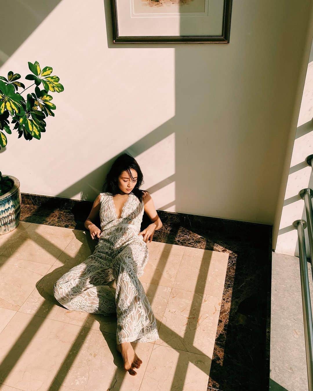 泉里香さんのインスタグラム写真 - (泉里香Instagram)「くもり空の日に 一瞬だけ現れてくれた太陽の光…🌥 #rikamadeira」2月25日 12時09分 - rika_izumi_