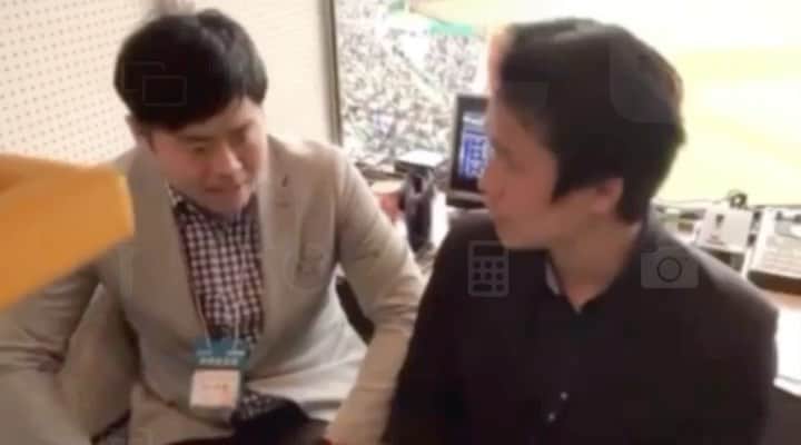片山真人のインスタグラム：「文化放送で大変お世話になった先輩が、がんと闘い、23日、天国に旅立ちました。47歳でした。  松島さんの人柄に救われた人は少なくありません、私もその1人です。おおらかで、熱くて、そして人への愛が溢れていました。それは取材でもそうです。プロ野球選手やランナーといったアスリート、そして番組の仲間たちにも、愛をもって接していて、それが実況にも表れていました。声は人柄を表す、まさにその人物でした。  私が文化放送を辞めることが公になり、撮ったこの動画。 退社2週間前の文化放送の実況ブース。 愛のあるいじりはもちろん、「頼むよ！」の言葉…。 私も心の通った松島さんのようなアナウンサーに一歩でも近づけるように、これからも精進していきます。  メットライフドームに、ライオンズナイターに、駅伝中継に松島さんがいないという想像がまだ出来ません。 本当にお世話になりました。また球場で会いたかった…ふざけた会話で笑ってたり、ライオンズの話で盛り上がりたかった…  最後に、私が言うのもおこがましいのですが、リスナーのみなさん、ライオンズファンのみなさん、ぜひこれからも文化放送ライオンズナイターを聴いてあげてください。松島アナが愛し、帰りたかったライオンズナイターを守ってあげてください。  松島さん、本当にありがとうございました。安らかに。合掌。 #文化放送　#文化放送ライオンズナイター　#松島茂　#アナウンサー　#埼玉西武ライオンズ　#seibulions」
