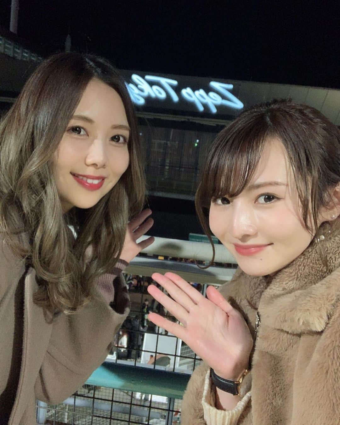 西村季里子のインスタグラム：「・ 2/19 zepp tokyoでROCK AX Vol.4ライブに参戦💫 最近どハマりしてるバンドの #Novelbright 目当てで…🤤💕💕 . もう本当に毎日聞いてるし、 好きな曲ばっかり生で聞けて 幸せ時間だった〜〜〜〜🥺💖 これからもずっと応援する📣 またライブたくさんいけますように🌙 #novelbright #zepptokyo #zepp #お台場#好きな場所#ニガミ17才  #バンド#バンド好きな人と繋がりたい  #rockax#ライブ#live#music#音楽 #follow#followme」