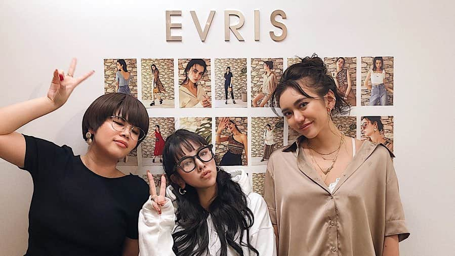 藤田杏奈さんのインスタグラム写真 - (藤田杏奈Instagram)「MARK STYLER🤎🤎 . . .  @emoda_official  @evris_official  @murua_official  #markstyler #exibition #fashion  #ladiesfashion #ladiesapparel  #EMODA #EVRIS #MURUA」2月25日 13時14分 - anna_fujita