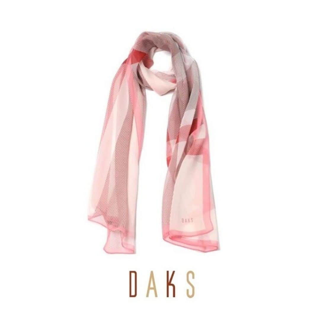 DAKS Koreaさんのインスタグラム写真 - (DAKS KoreaInstagram)「[영화 속 주인공처럼 WANNA BE 스카프] 고급스럽고 아름다운 핑크 컬러의 닥스 스카프. 심플한 룩에 우아함을 마음껏 연출하고 싶을 때 부드러운 스카프로 은은하게 포인트를 줄 수 있습니다. _ #DCSC0E162P2 _ #닥스 #닥스코리아 #닥스엑세서리 #DAKS #DAKSACCESSORIES #Lfmall #닥스스카프 #닥스여자스카프 #여자스카프 #스카프 #여자선물추천」2月25日 13時12分 - dakskorea_accessories