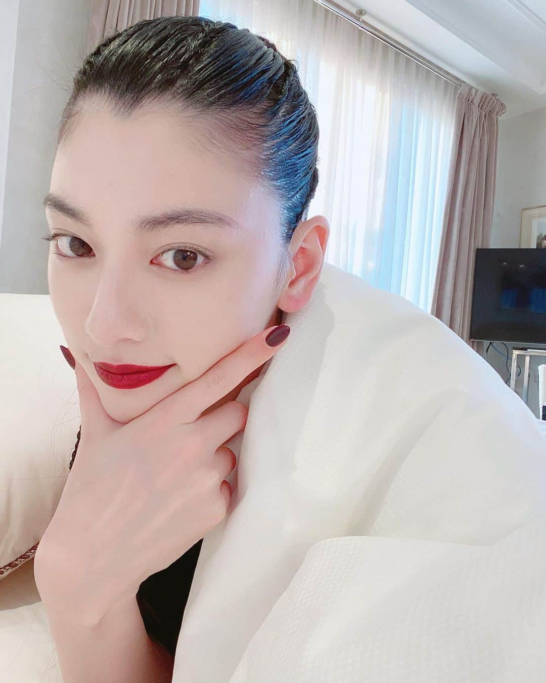 三吉彩花さんのインスタグラム写真 - (三吉彩花Instagram)「👾👾👾 寒いね今日。」2月25日 13時17分 - miyoshi.aa