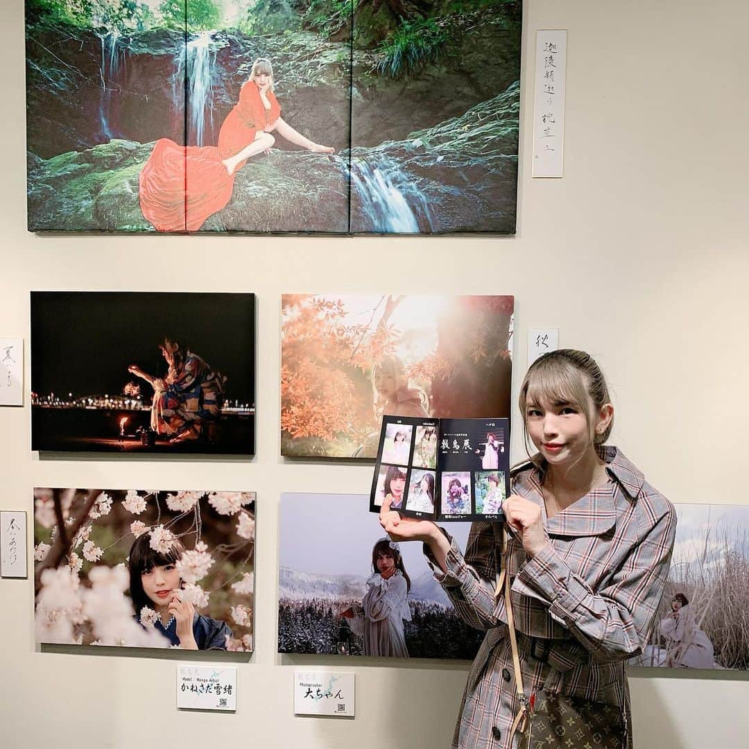 かねさだ雪緒さんのインスタグラム写真 - (かねさだ雪緒Instagram)「敷島展 無事終了いたしました 沢山の方にご来場頂きまことに有難うございました！ 素敵な写真を眺めながら皆さんと沢山お話し出来てとてもとても楽しい時間でした！ 差し入れを持ってきてくださった方、久しぶりにお会いできた方、 いつも何かあったら駆けつけてくれる方、お時間が無い中少しだけでも見に来てくれた方、 本当に本当に有難うございました やっぱりお顔を見てお話しするとパワーを貰えますね😆🌸元気いっぱいになりました！  またこんな素敵な機会が出来ますよう 私も頑張って行きます！✨ 有難うございました！！」2月25日 13時25分 - yukiokanesada