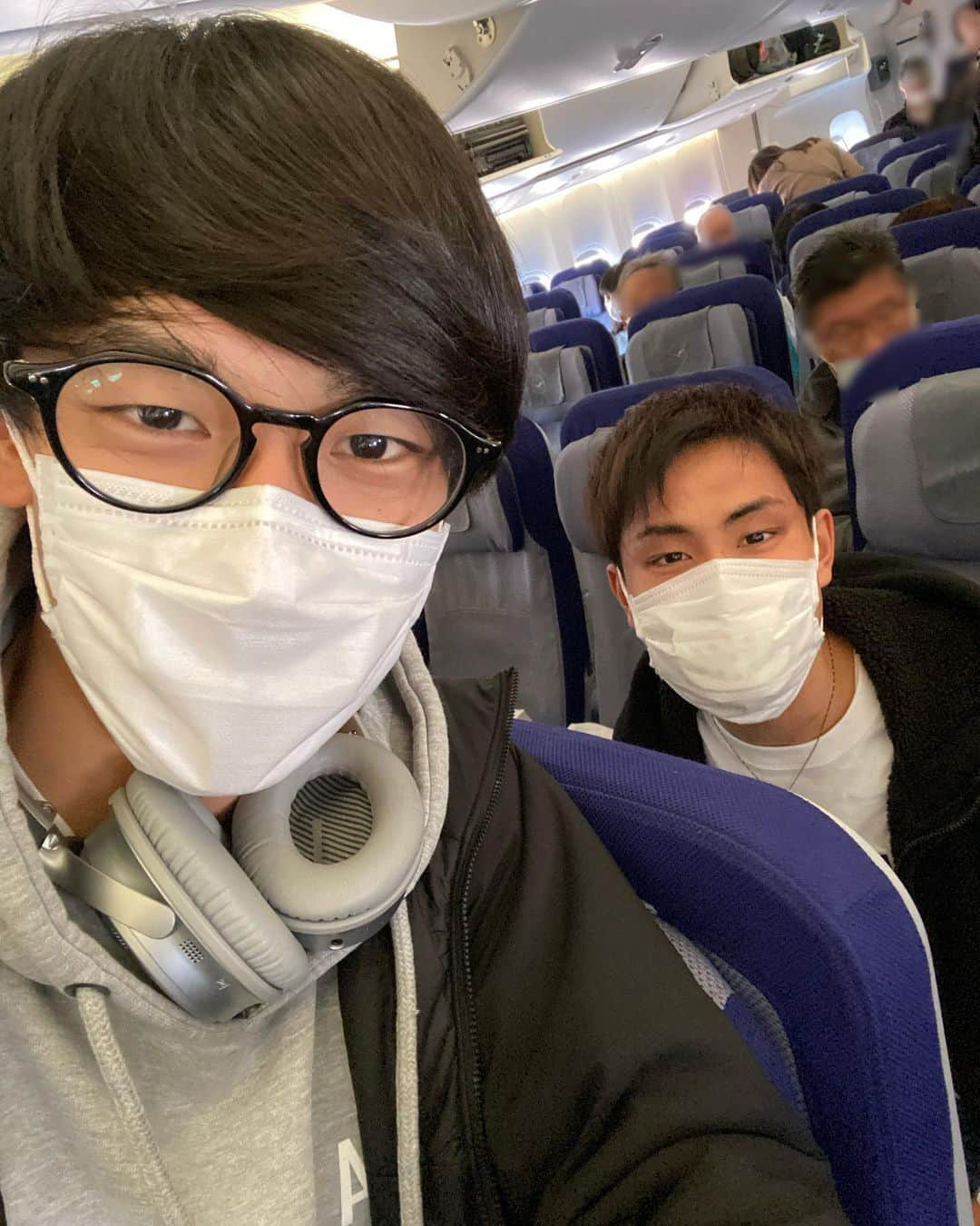 渡邊啓太さんのインスタグラム写真 - (渡邊啓太Instagram)「＊ Next....?? ・ ・ #shorttrack #athlete #athletelife  #airplane #next #notnow」2月25日 13時35分 - kwatanabe18