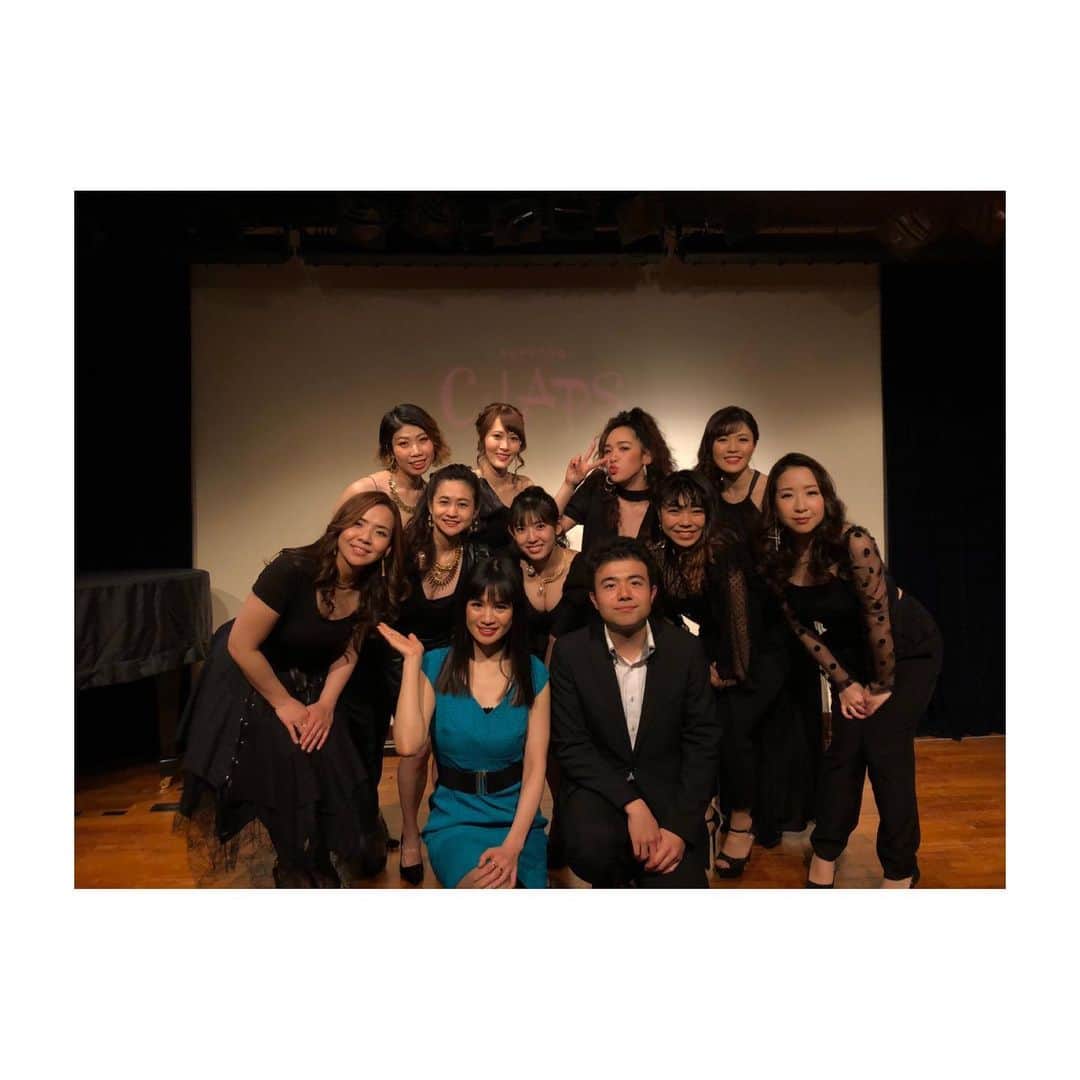塚本直さんのインスタグラム写真 - (塚本直Instagram)「#CASPEL  デビューライブにてゲストで歌わせていただきました！ 今回はメンバーオーディションから、ライブの選曲、構成もお手伝いさせて頂きましたが、、、 みんな時間のない中、ほんとーに良く頑張ったぁぁぁぁぁぁ。  我ながら良いメンバー選んだなぁと自負しております。笑  根性ありまくりのポジティブ女子達！ 其々の活動などもこなしながら、 私の無理難題な選曲にも果敢に挑戦してくれました！  これからの彼女達の活躍が楽しみで仕方がないです♪♪♪ . .  #caspel  #東宝芸能  #六本木claps  #アイドルじゃないよ  #合唱でもないよ #パワフルにガンガン歌っちゃう系女子達よ #みんならぶ  #singer #歌唱指導」2月25日 14時49分 - naotsukamoto