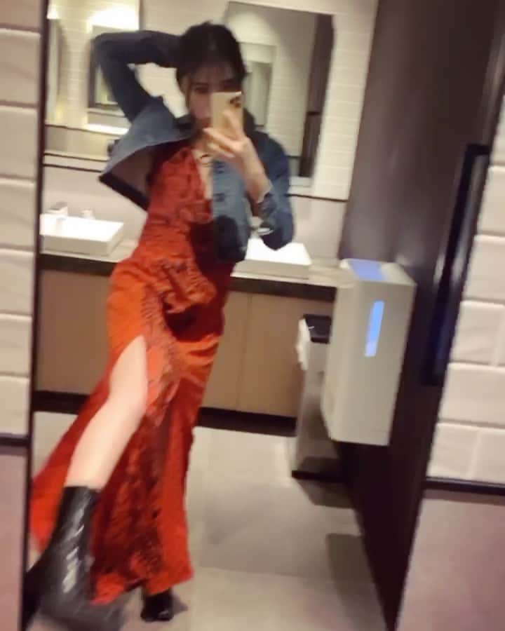 DJ mariennuのインスタグラム：「啊打 🐾🐾🐾🐾🐾🐾」