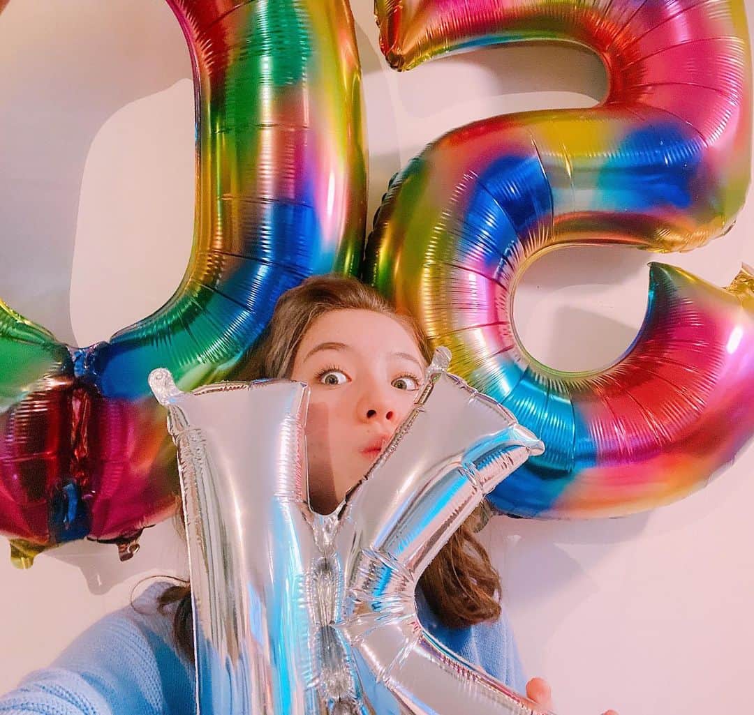 サクラ・キルシュさんのインスタグラム写真 - (サクラ・キルシュInstagram)「[ 🌈 ]  フォローしてくださる方が50,000人になりました！🥺 インスタを始めたときの目標が叶ったのも皆さんのおかげです💗 本当にありがとうございます!これからもよろしくお願いします☺️ .  50k followers! 🥺Thank you for supporting me💗 . #thanku #50k #happy #instagood #insta #halfgerman #halfjapanese #smile #dog #pink #💗」2月21日 20時42分 - sakura_kirsch
