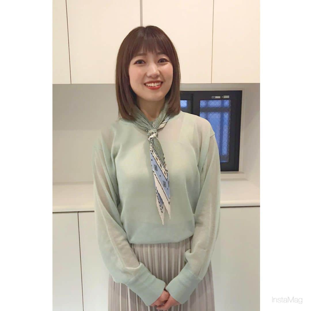 のインスタグラム：「. . 福岡で流れる数年ぶりのCM撮影📽でした！ポカポカ陽気の中、北九州の街をお散歩しながら撮影🦁 小倉駅近くの都会の感じと レトロな路地と。何度来てもこの雰囲気が好きだ。。 今日はよく眠れそうです〜 #春らしい衣装 #春ですな #楽しい1週間 #足が虫にさされてずっとかゆい #楽しいながらもかゆい」