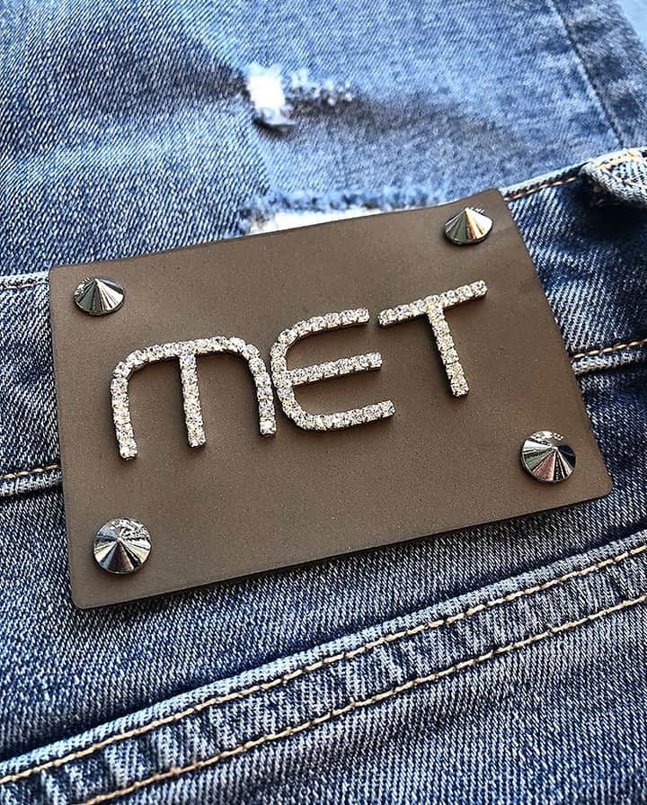 のインスタグラム：「Our passion, in every single detail 💙 #MetIsBack #BePatient #DenimCollection #Details」