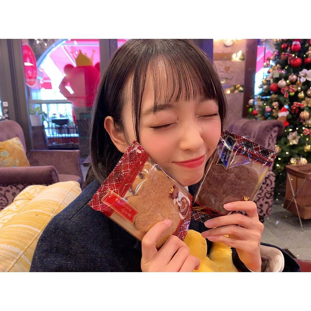 石田みなみさんのインスタグラム写真 - (石田みなみInstagram)「絶賛発売中の「関西ウォーカー」さんで﻿ ケーニヒスクローネ神戸 くまポチ邸にいきました🧸💓﻿ ﻿ ﻿ 神戸スイーツもたくさん紹介しているので﻿ 是非是非お手に取ってくださるとうれしいです🥺💭﻿ ﻿ ﻿ #STU48 #charmingtrip #idol #アイドル﻿ #Stucharmingtrip #石田みなみ  #瀬戸内 #兵庫 #神戸 #関西ウォーカー さん #ケーニヒスクローネ  #くまポチ邸  #🧸」2月21日 20時21分 - ishida.minami_373