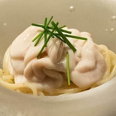 藤川奈々さんのインスタグラム写真 - (藤川奈々Instagram)「『薫 HIROO』ディナーpart3、お料理のみまとめ  広尾の人気店『長谷川稔』の2階に誕生した『薫 HIROO』  長谷川稔はテーブル4席、薫 HIROOはカウンター4席、どちらも変わらぬ長谷川稔さんの素晴らしいお料理と、選び抜かれたお酒。  ベアリングも含め、3部作でお届け致しました♪」2月21日 12時17分 - nanayakko
