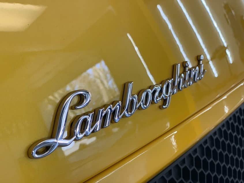 CarsWithoutLimitsさんのインスタグラム写真 - (CarsWithoutLimitsInstagram)「Lamborghini Gallardo LP560-4 in for that @emsautonj touch ✨  #carswithoutlimits #lamborghini」2月21日 13時03分 - carswithoutlimits