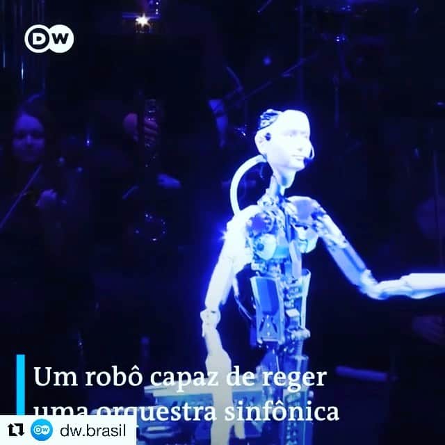 渋谷慶一郎のインスタグラム：「Where is this news?  Brazil?  Germany?  Thank you😌 #scarybeauty  #Repost @dw.brasil with @get_repost ・・・ Um robô capaz de reger uma orquestra sinfônica: o Android Alter 3 controlou, de maneira autônoma, o andamento e o volume da execução ao vivo de uma ópera de um compositor japonês.  Você acha que robôs poderão substituir maestros humanos no futuro?  #dw_brasil #deutschewelle #androidalter3 @keiichiroshibuy」
