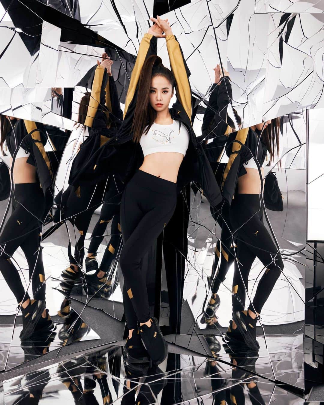 ジョリン・ツァイのインスタグラム：「午休時 伸伸懶腰 #PUMA」