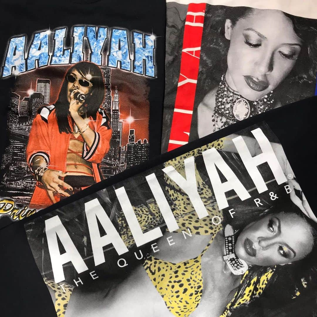 GROW AROUNDさんのインスタグラム写真 - (GROW AROUNDInstagram)「AALIYAH👸🏽🎤. L/S T-shirt入荷致しました💫. . 🎡Diver City🗽 10:00-21:00  #growaround #growaroundnewarrivals  #growarounddivercity  #aaliyah」2月21日 14時11分 - growaround