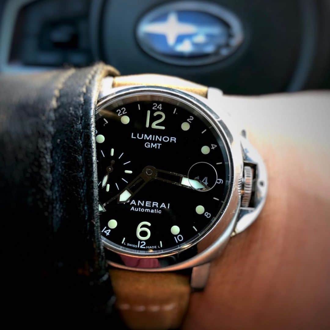 パネライのインスタグラム：「Just a great looking everyday GMT watch. The #Panerai #PAM159. Pic by @thetravelingtimepiece #paneraicentral」