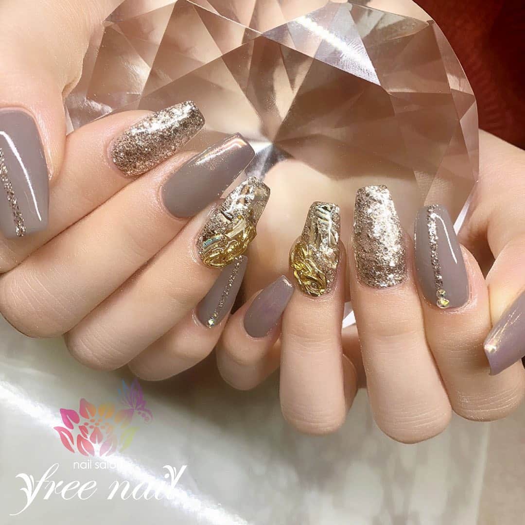 ネイルアーティストryさんのインスタグラム写真 ネイルアーティストryinstagram 大人ギラギラネイル トレンドスクエアロング ネイリスト ネイルアーティスト ネイルアート ネイルチェンジ ネイルサロン 大阪ネイルサロン ネイルスクール