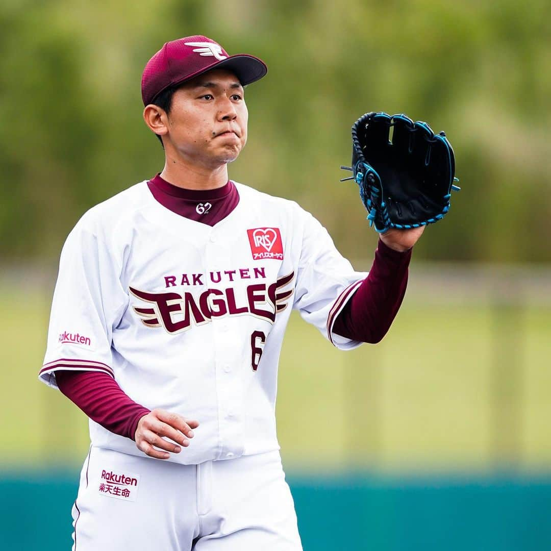 東北楽天ゴールデンイーグルスさんのインスタグラム写真 - (東北楽天ゴールデンイーグルスInstagram)「⚾️ 金武キャンプの振り返り📸 MyHEROへメッセージをよろしくお願いします👍🏼 #rakuteneagles #NOWorNEVERいまこそ #日本一の東北へ #写真もイープレで #鈴木大地 #ブラッシュ #jabariblash #渡辺直人 #弓削隼人 #西口直人」2月21日 15時32分 - rakuten_eagles