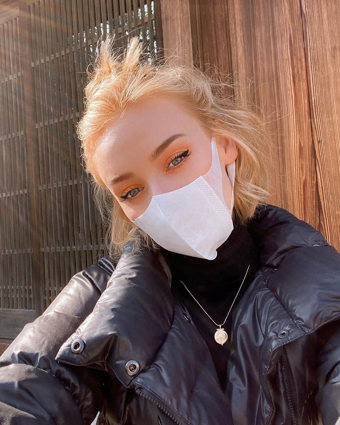 リアノン・ランゲラック（ミッチェル・ランゲラックの妻）のインスタグラム：「こんにちは」