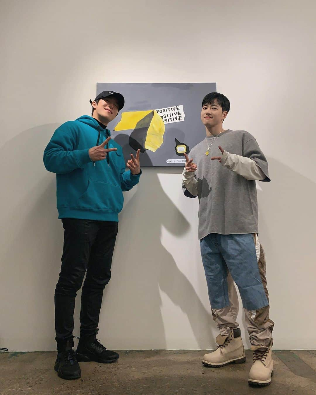 ソンハクのインスタグラム：「#FEELDOG」