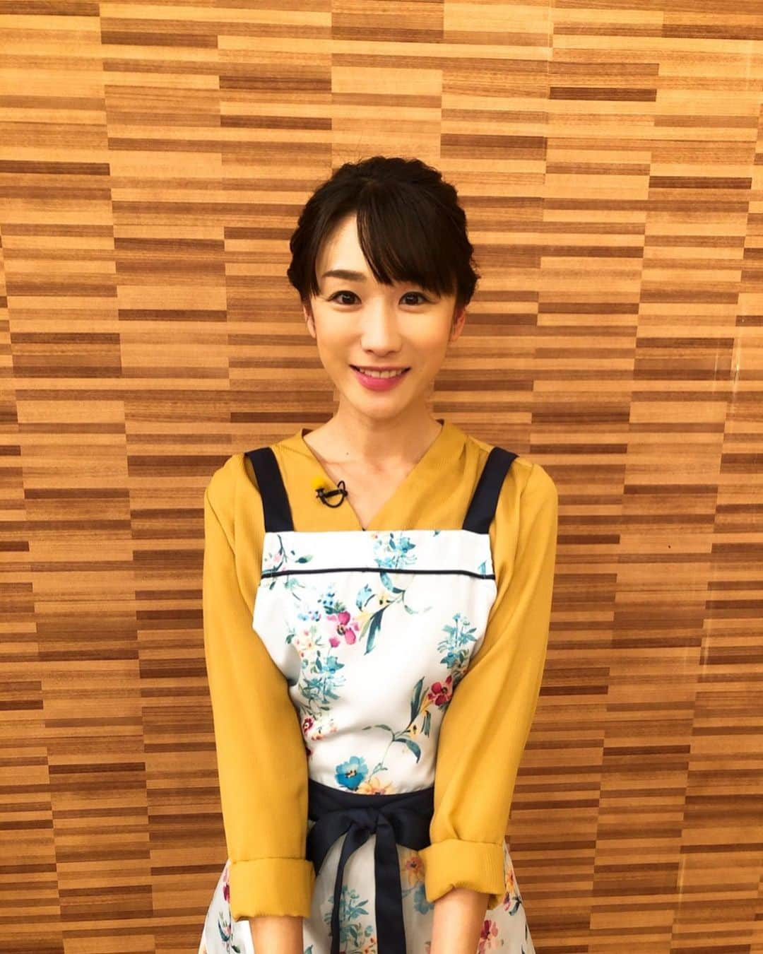 堂真理子さんのインスタグラム写真 - (堂真理子Instagram)「明日の「おかずのクッキング」は、素材のレシピから、ふきのとうを使ったレシピをご紹介します♫苦味のあるふきのとうも、土井先生のレシピで更に美味しく食べやすくなりますよ💕テレビ朝日で土曜日あさ4:55〜です！是非ご覧下さい😊 　#おかずのクッキング　#ふきのとう　#素材　#レシピ　#テレビ朝日　＃堂真理子　#アナウンサー　#アナウンサー衣装 #afternoontealiving」2月21日 18時48分 - mariko_do