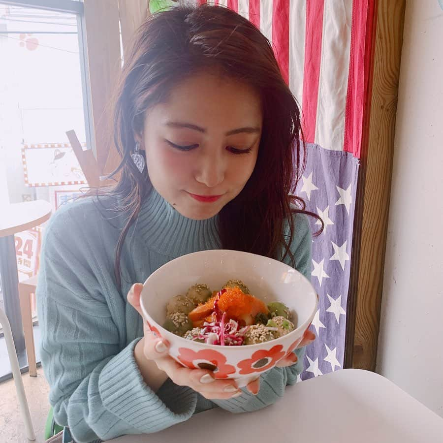 池山智瑛さんのインスタグラム写真 - (池山智瑛Instagram)「. アボカド専門店🥑美味しかった . #下北沢カフェ #下北沢 #アボカド下北沢店 #下北沢グルメ #アボカド専門店　#カフェ　#カフェ巡り #カフェスタグラム #cafe #cafestagram #instagood #instafood #グルメ　#グルメ女子 #東京グルメ　#美容 #beauty #ヘルシー　#アボカド　#どんぶり　#follow #me」2月21日 18時48分 - chu_chiaki