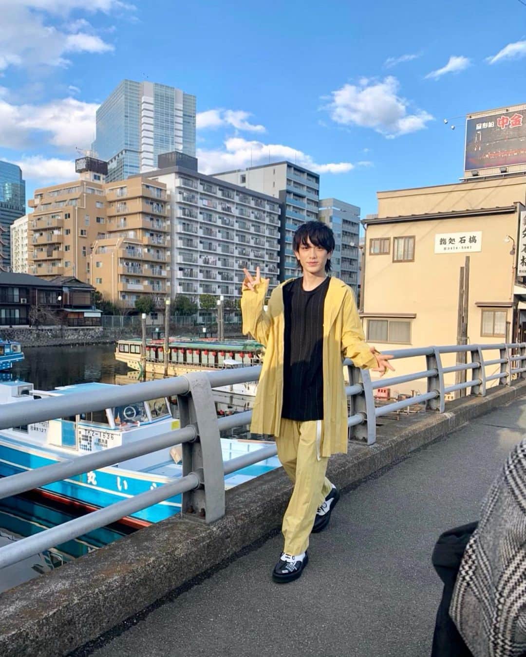 小西詠斗のインスタグラム：「・ 明日発売 「月刊ザテレビジョン4月号」📚 記載させていただいております いつもと違う雰囲気となっています！ 是非手に取って見てね~！！」