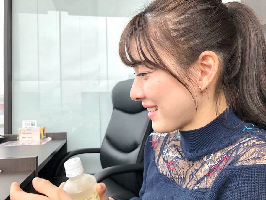大田理裟のインスタグラム：「競艇楽しかったな〜😝😝 ﻿ 鳴門競艇場でイベントの時の﻿控室が最高でした🥺🍀💓﻿ 競艇をやるのは初めてだったけど3連単当たったし、 またプライベートでも行きたいなぁ(o^^o)﻿🚤 ﻿ #鳴門競艇場 #鳴門 #ボートレース #徳島県 #競艇」